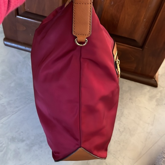 Michael Kors Kempton nylon shoulder bag burgundy nylon Brown Saffiano Leather - Picture 6 of 15